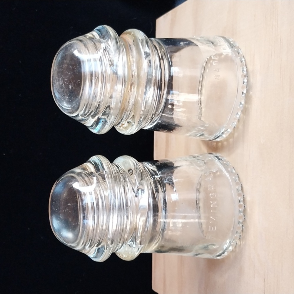 Pair Vintage Hemingray 12 Clear Glass Insulator - Picture 4 of 10